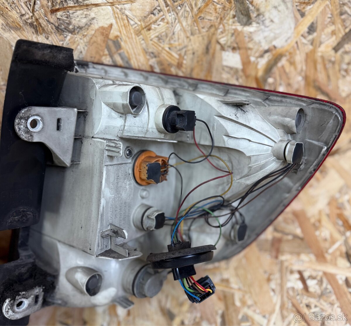 Škoda Superb 2 Combi predlift, prave & ľavé zadne svetlo - 3