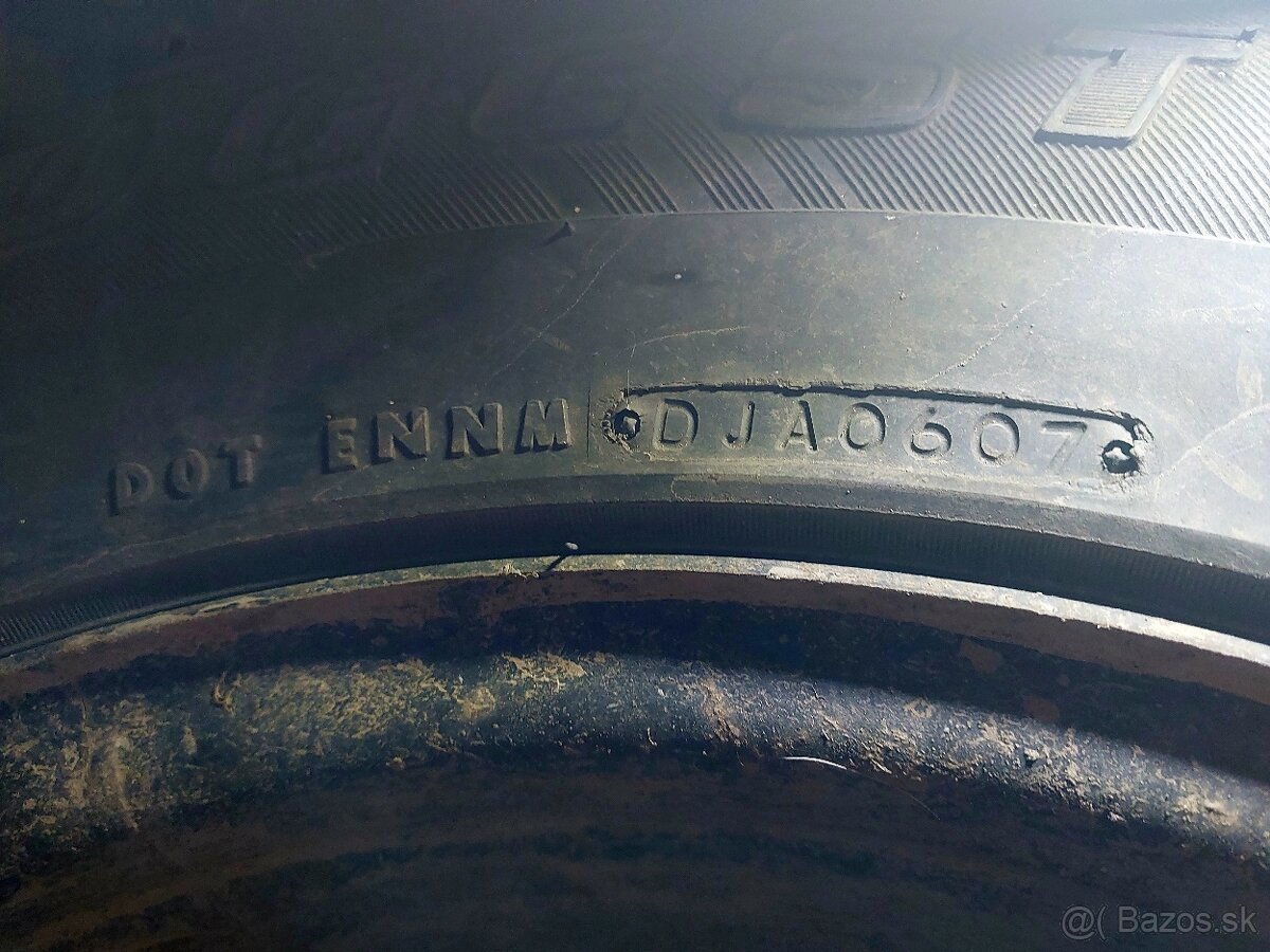 bridgestone blizzak 275/70/R16, disky - 3