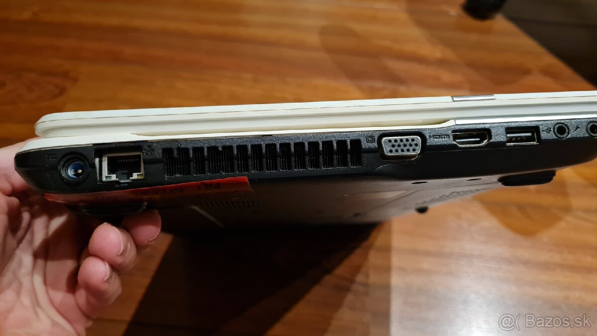 Packard Bell P5WS0 - 3