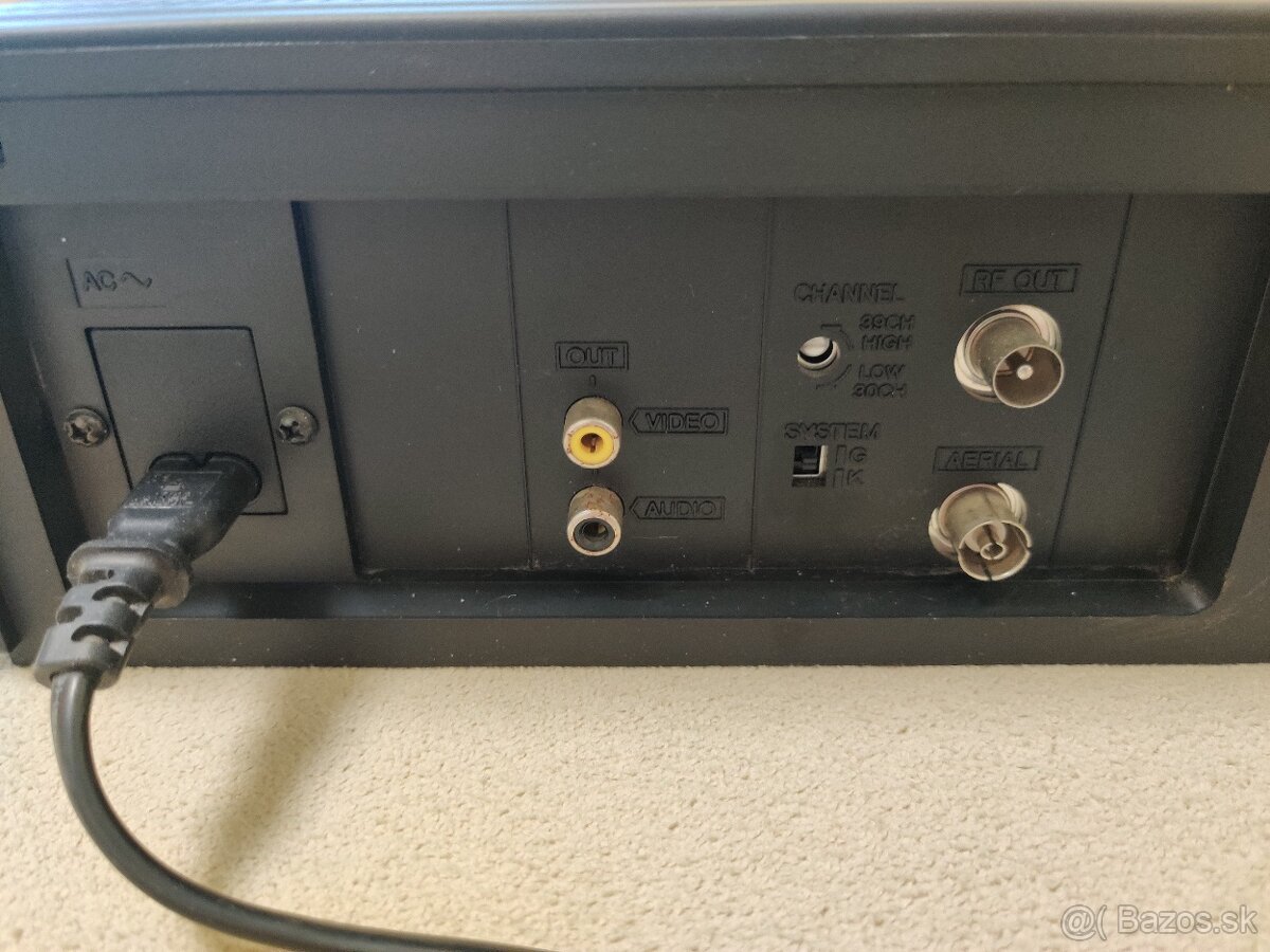 Predám VHS prehrávač Aiwa HV-CX7-KE.lll - 3