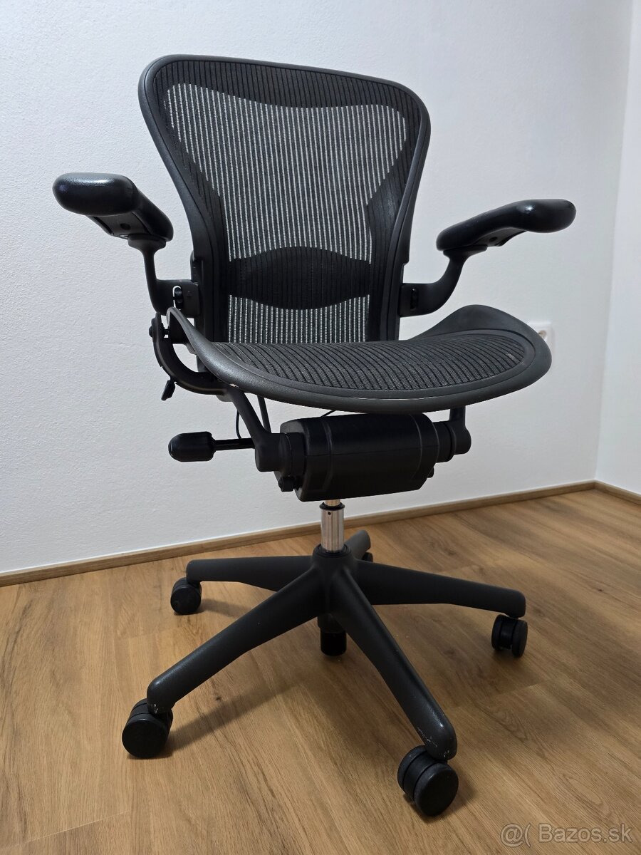 Kancelárska stolička Herman Miller - 3