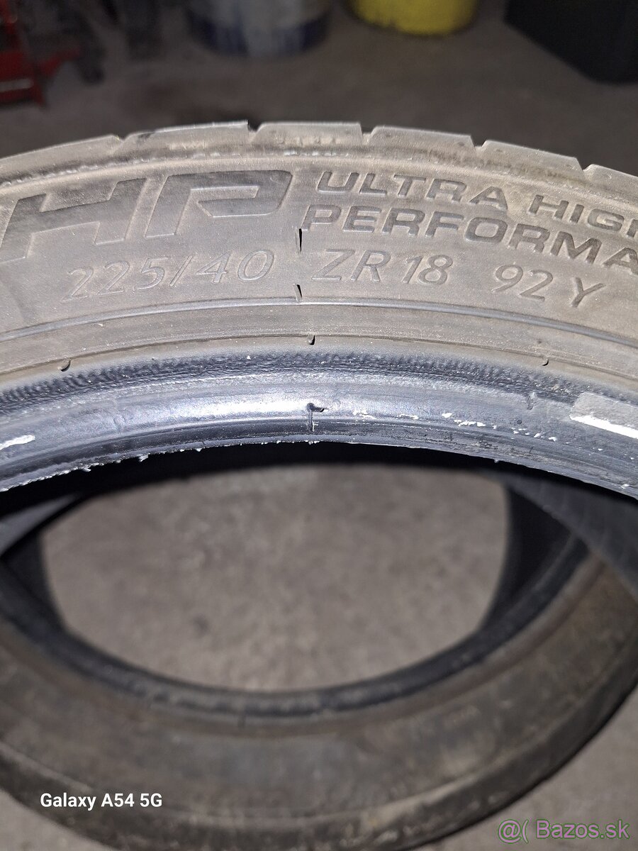 225/40r18 letne - 3