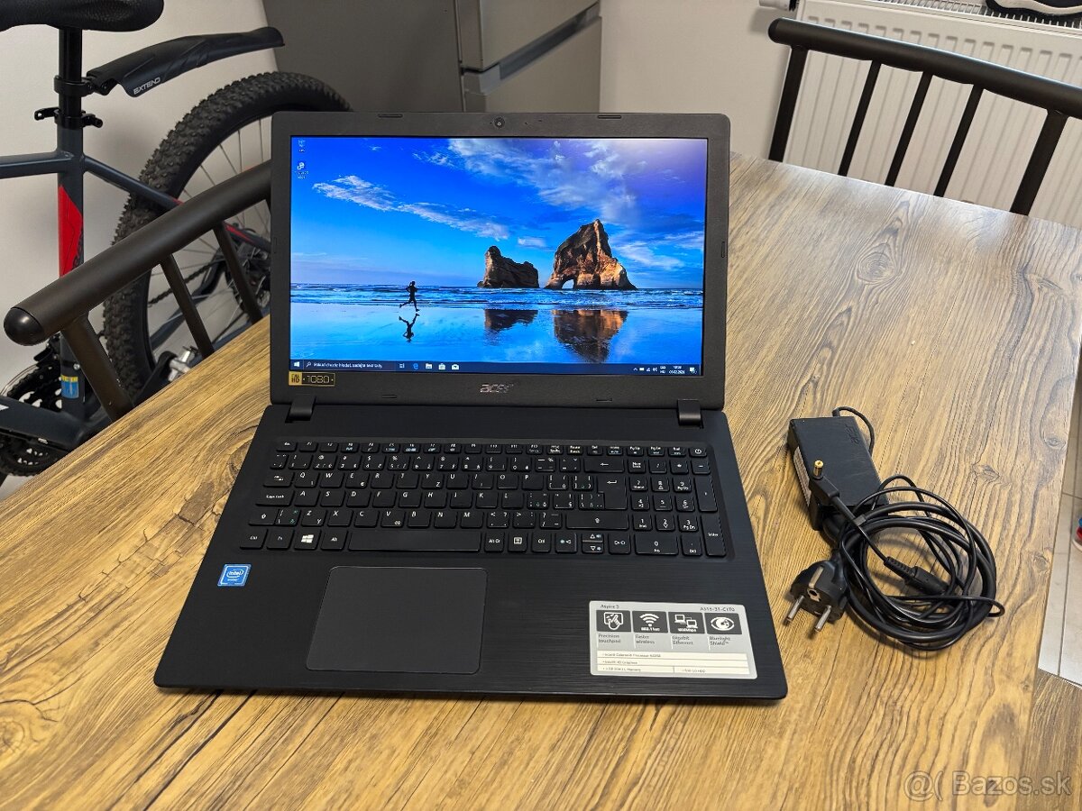 Acer/Notebook/4GB RAM/320GB SSHD/Intel HD 2GB Grafika - 3