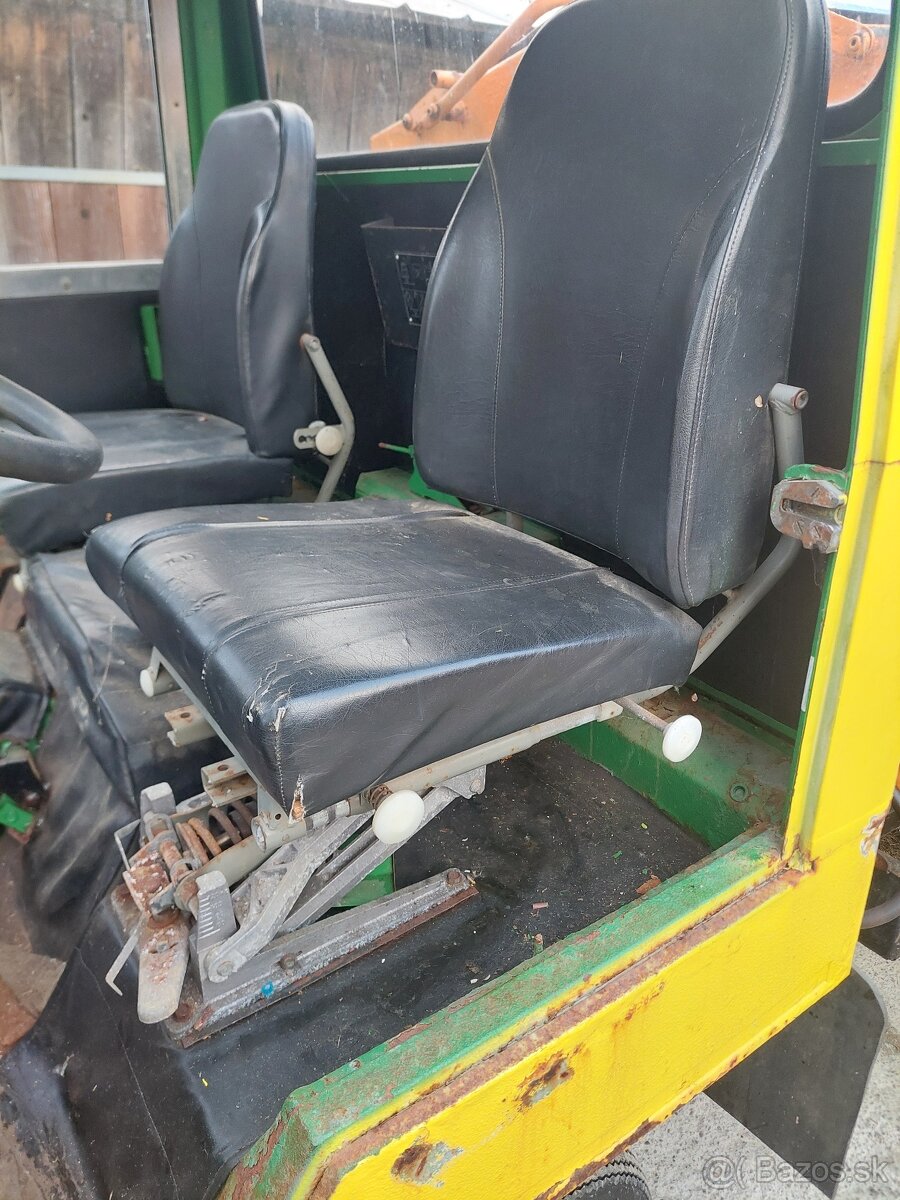 Sedačky multicar - 3