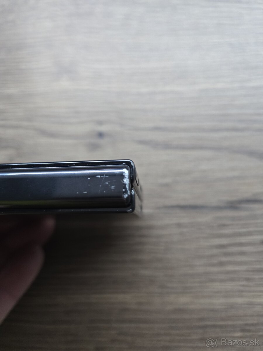 Predám Samsung Galaxy Z Fold5 5G 12GB/512GB - 3