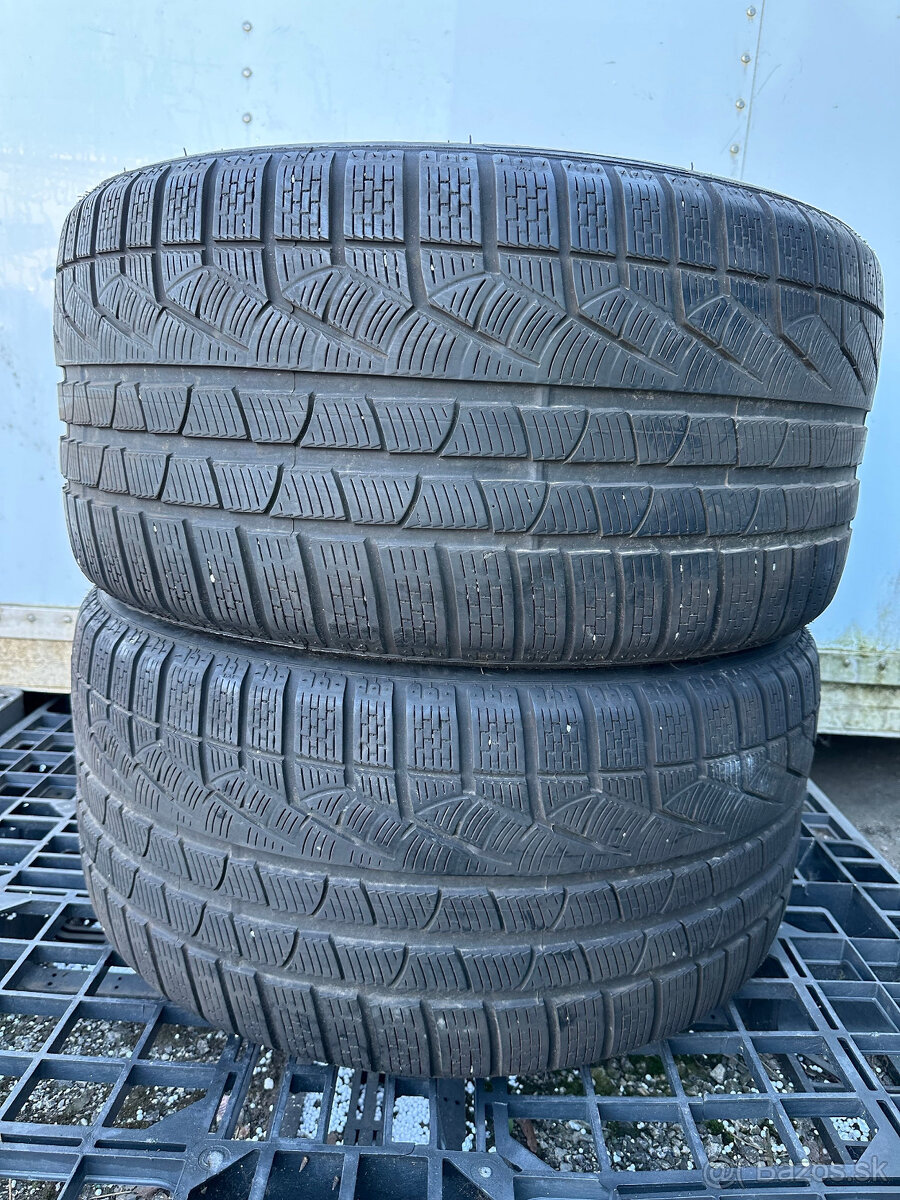PREDÁM 2 kusy zimné pneumatiky PIRELLI 285/35 R20 104V - 3