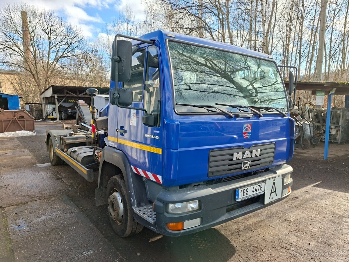 MAN LE 12.220 + HR - 3