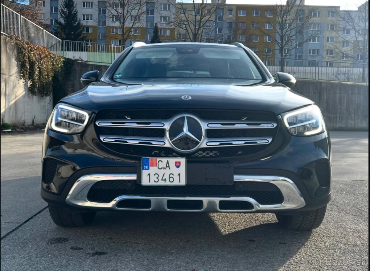 Mercedes Benz GLC220d 4Matic - 3