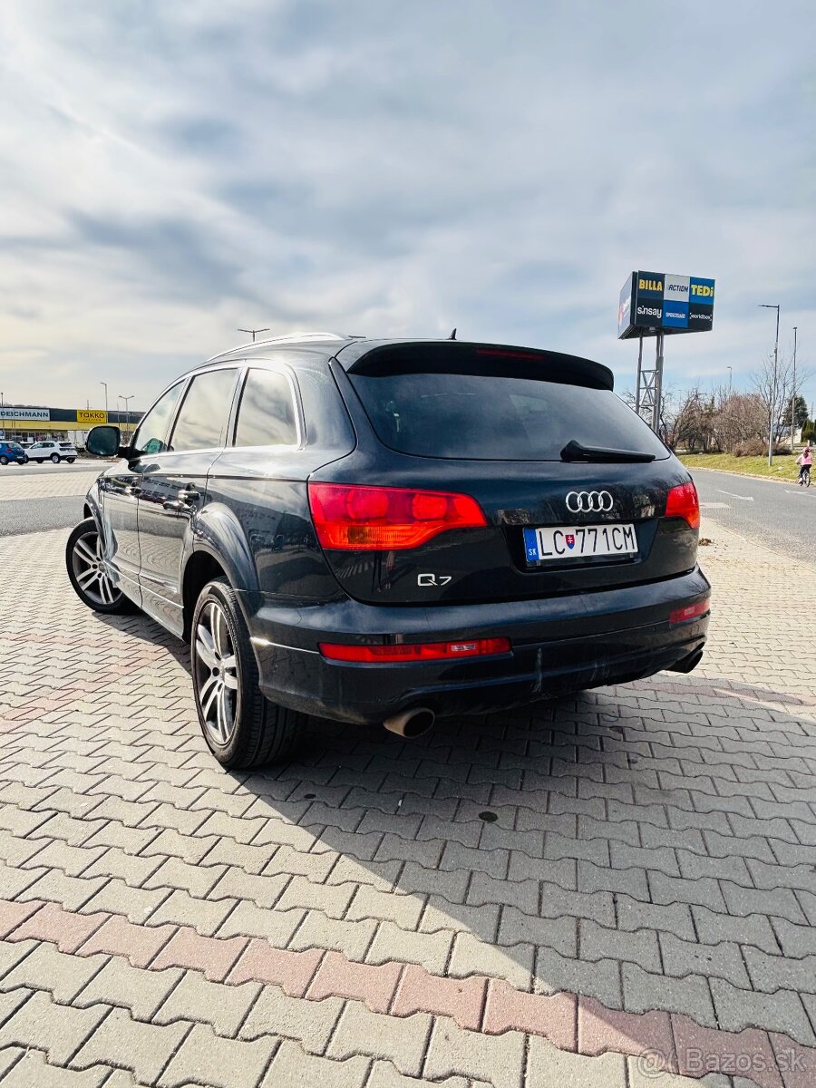 Audi Q7 - 3