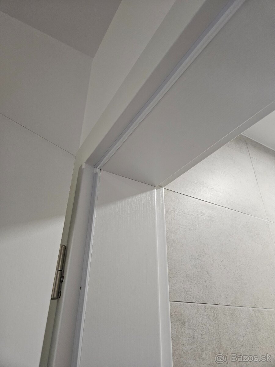 Vysoké interiérové dvere so zárubňami - 3