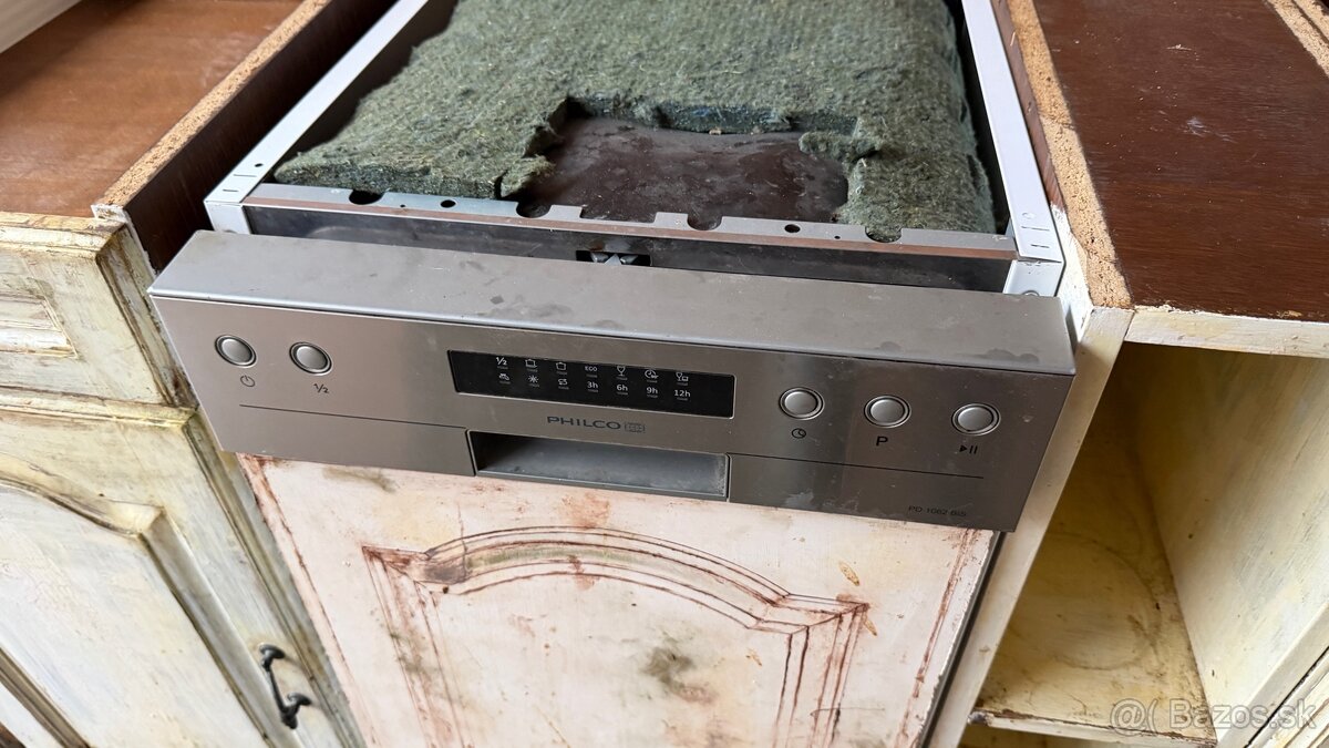 Kuchynská linka – 18 kusov, rustikálny št - 3