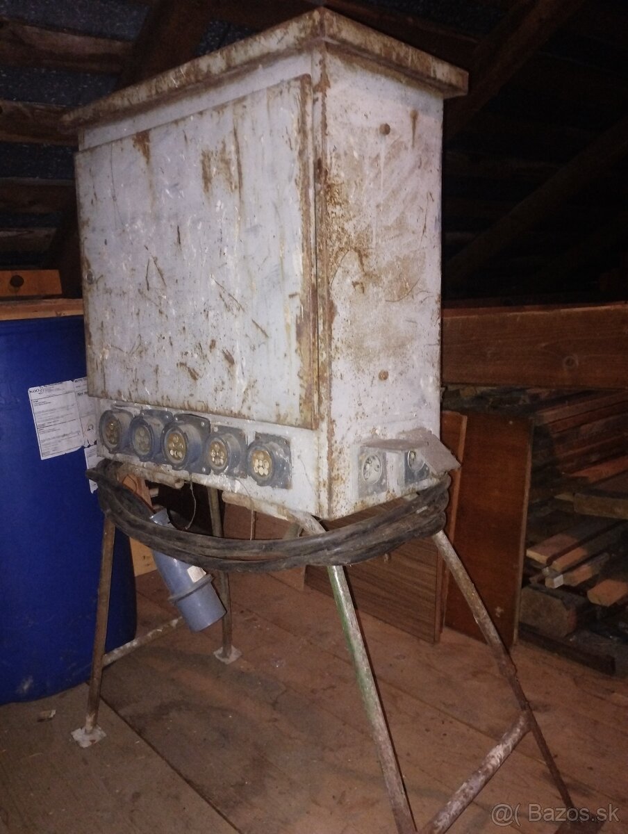 Stavebný rozvádzač , antoník - 3