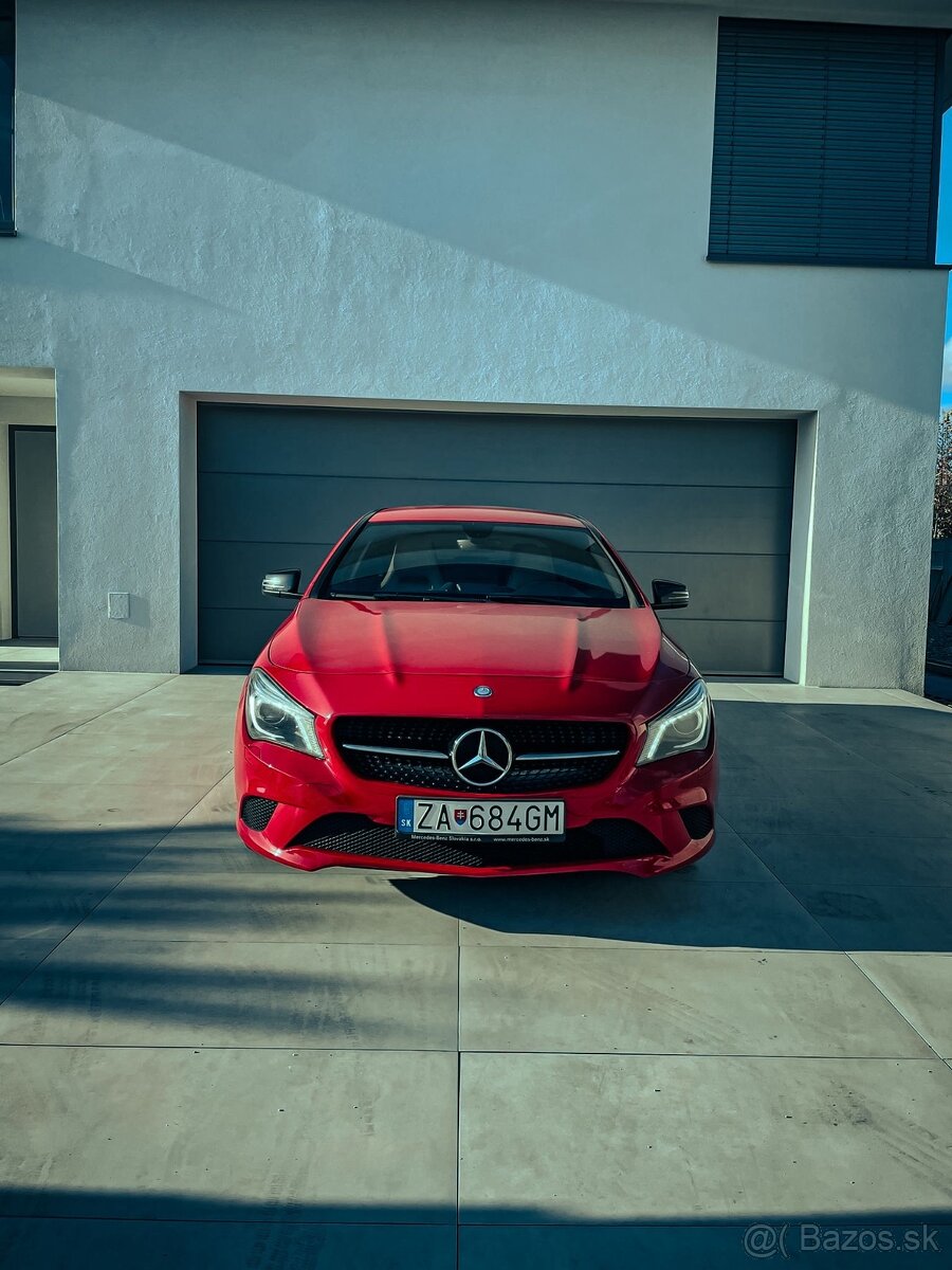 MERCEDES-BENZ CLA 180 AMG line - 3