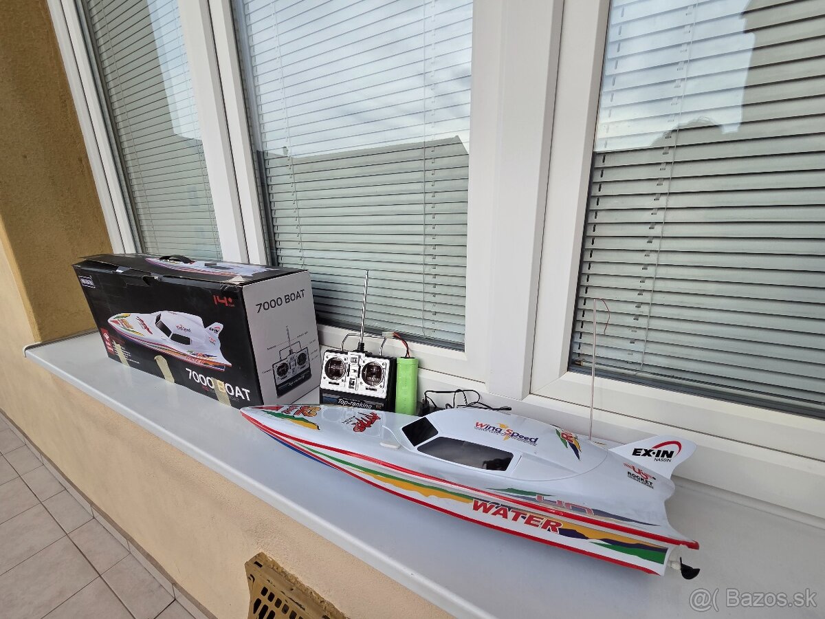 Loď na diaľkové ovládanie - 3