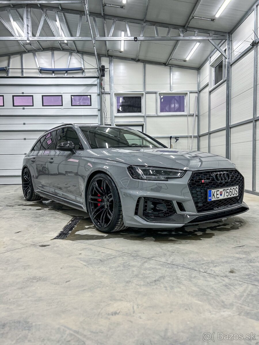 Audi RS4 Avant Combi 400 kw ( keramické brzdy ) - 3