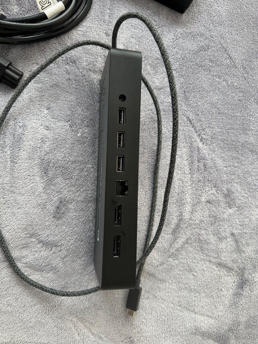 HP USB-C universal dock - 3