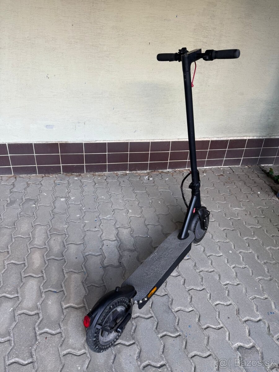 Elektrická kolobežka SENCOR - 3