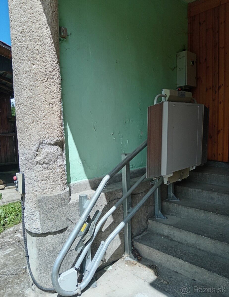 Šikmá schodisková plošina - 3