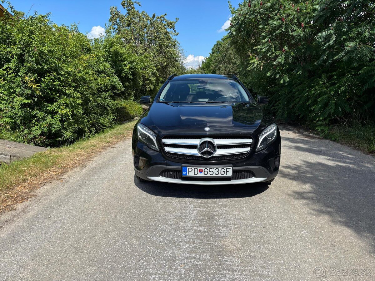 Mercedes-Benz GLA 180 d - 3