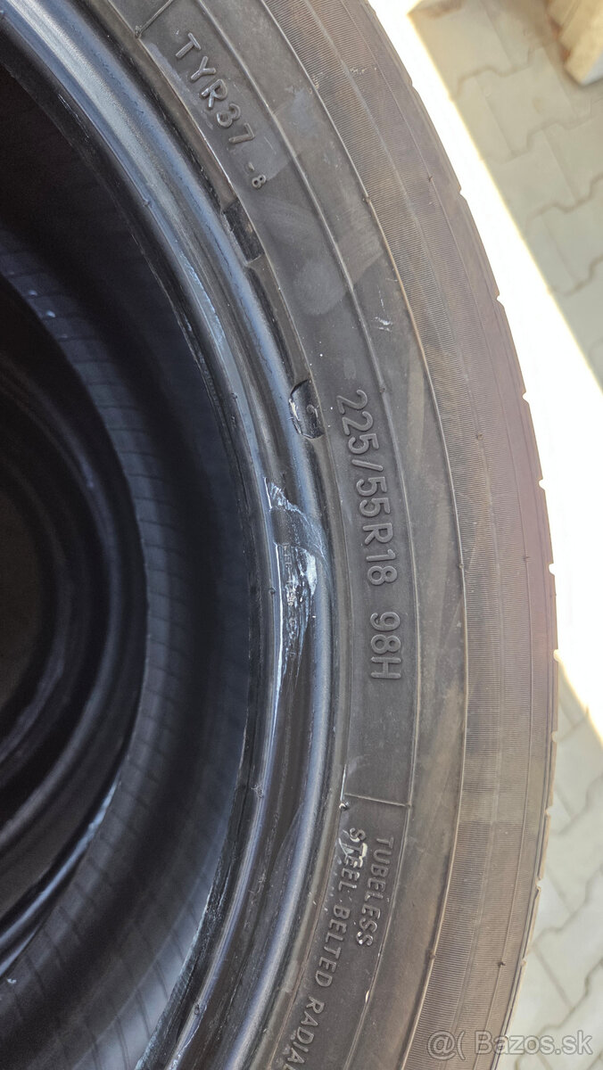 Pneumatiky 225/55 R18 TOYO - 3