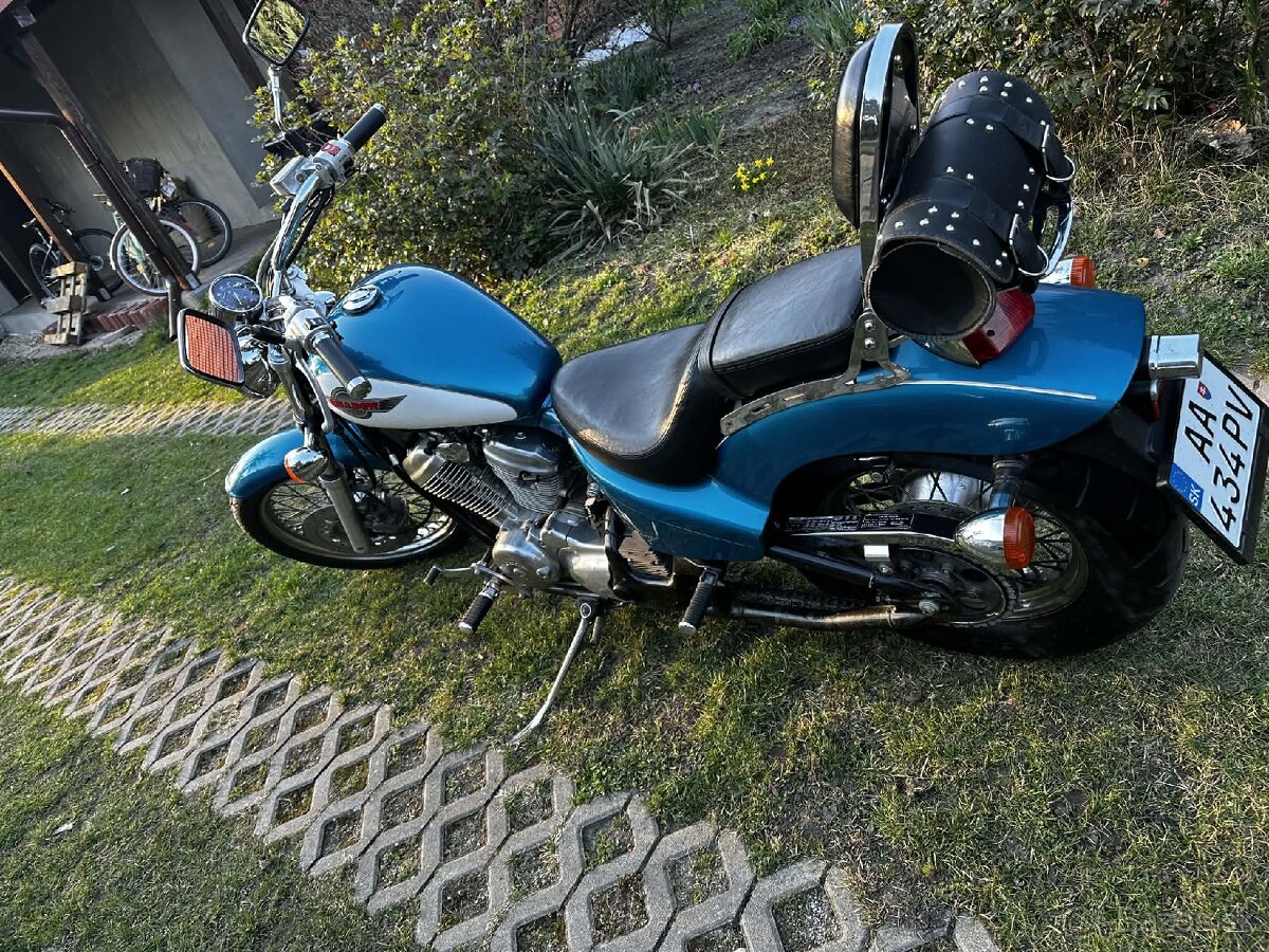 Honda Shadow VT600C - 3