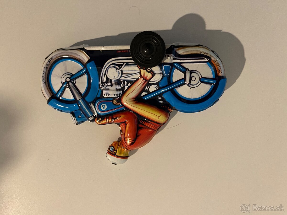 Stará plechová hracka - 3