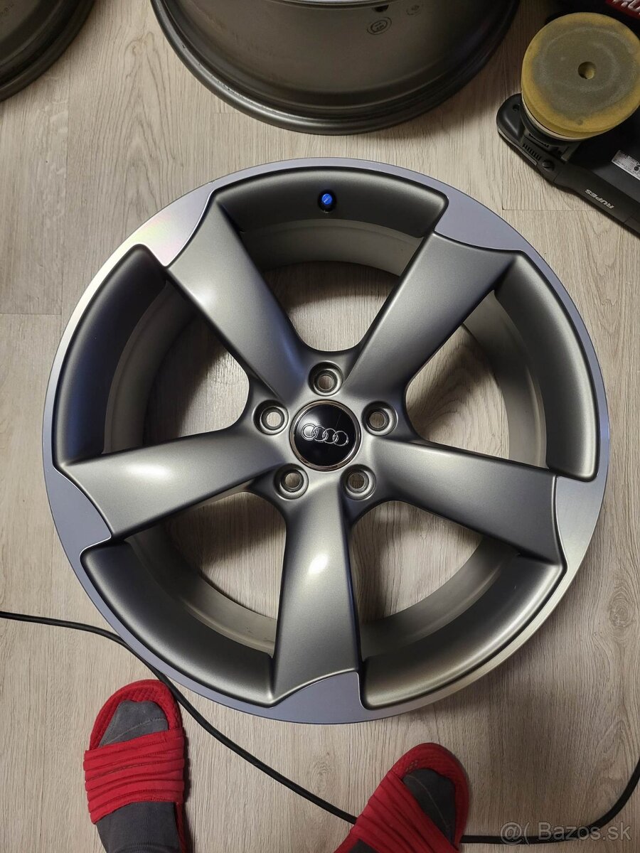 Audi Rotor 5x112 r19 - 3