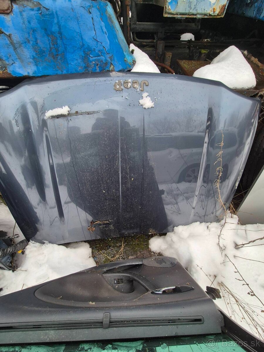 Kapota Jeep Grand Cheeroke - 3