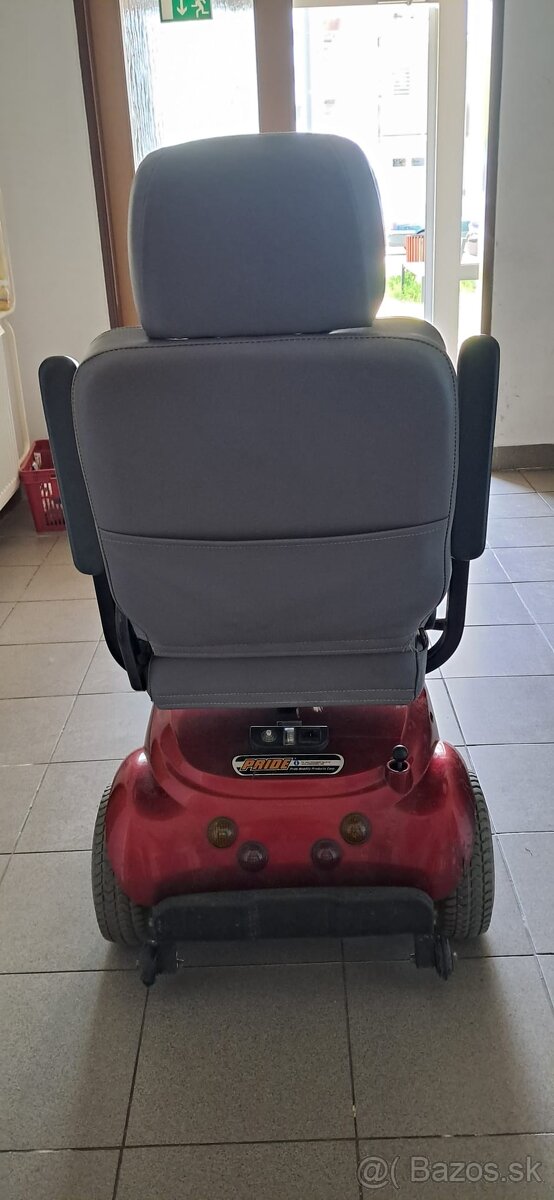 Elektricky štvorkolesovy vozik ZTP - 3