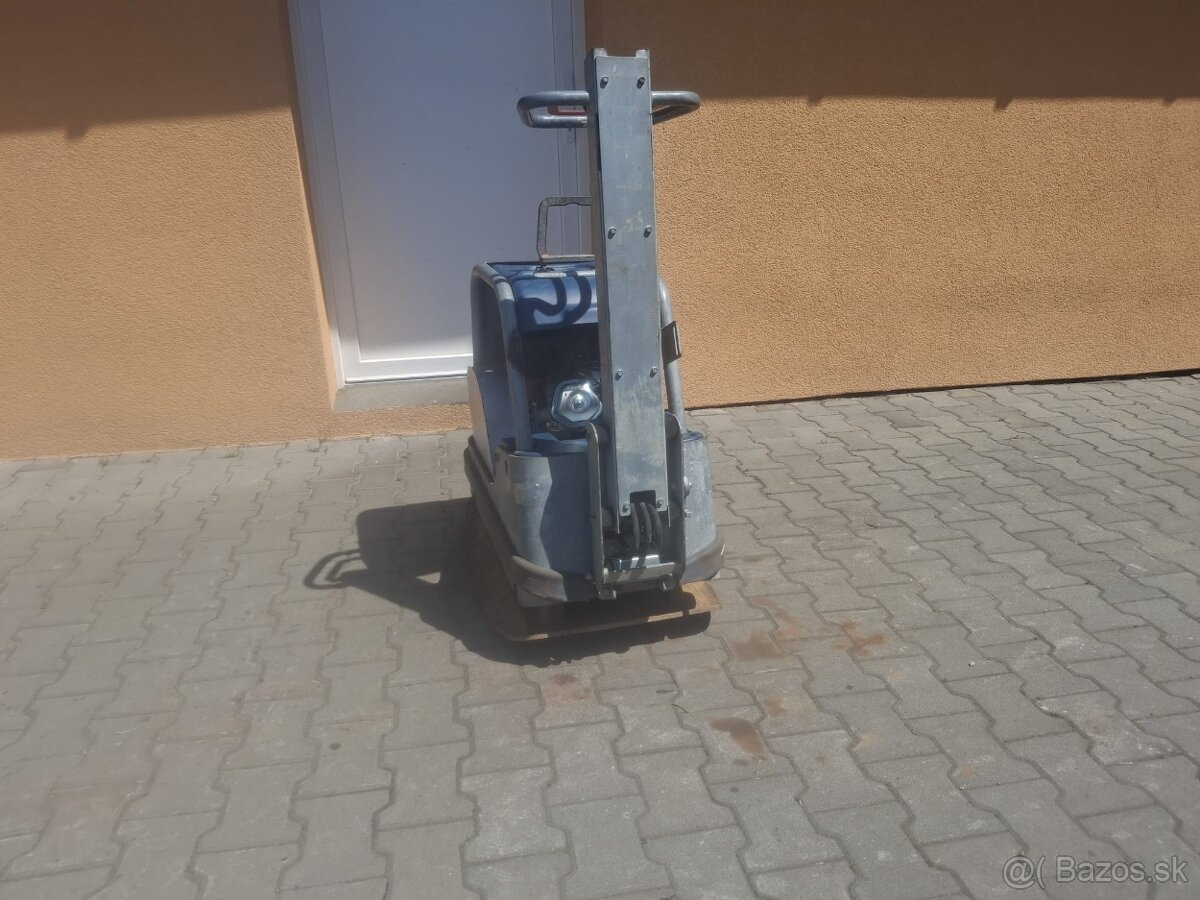 Vibrační deska Swepac FB225 - 3