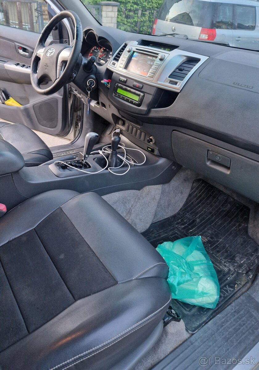 Toyota Hilux 3.0 TD