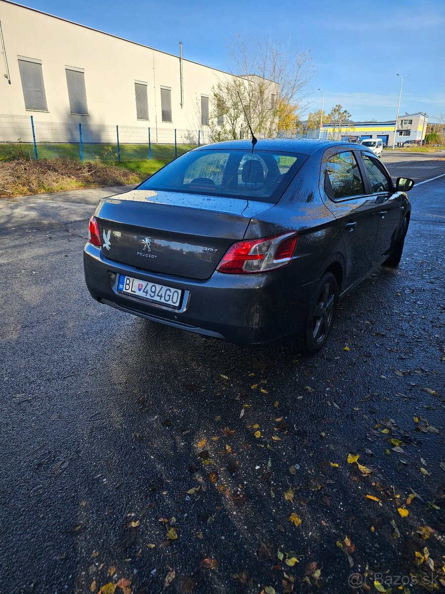 Peugeot 301 1.2 - 3