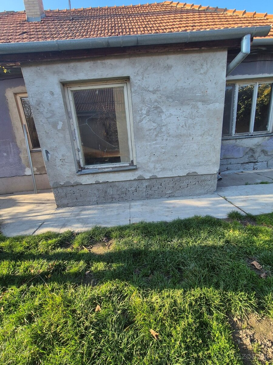 Na predaj 3 izbový rodinný dom v Kolárove - 3