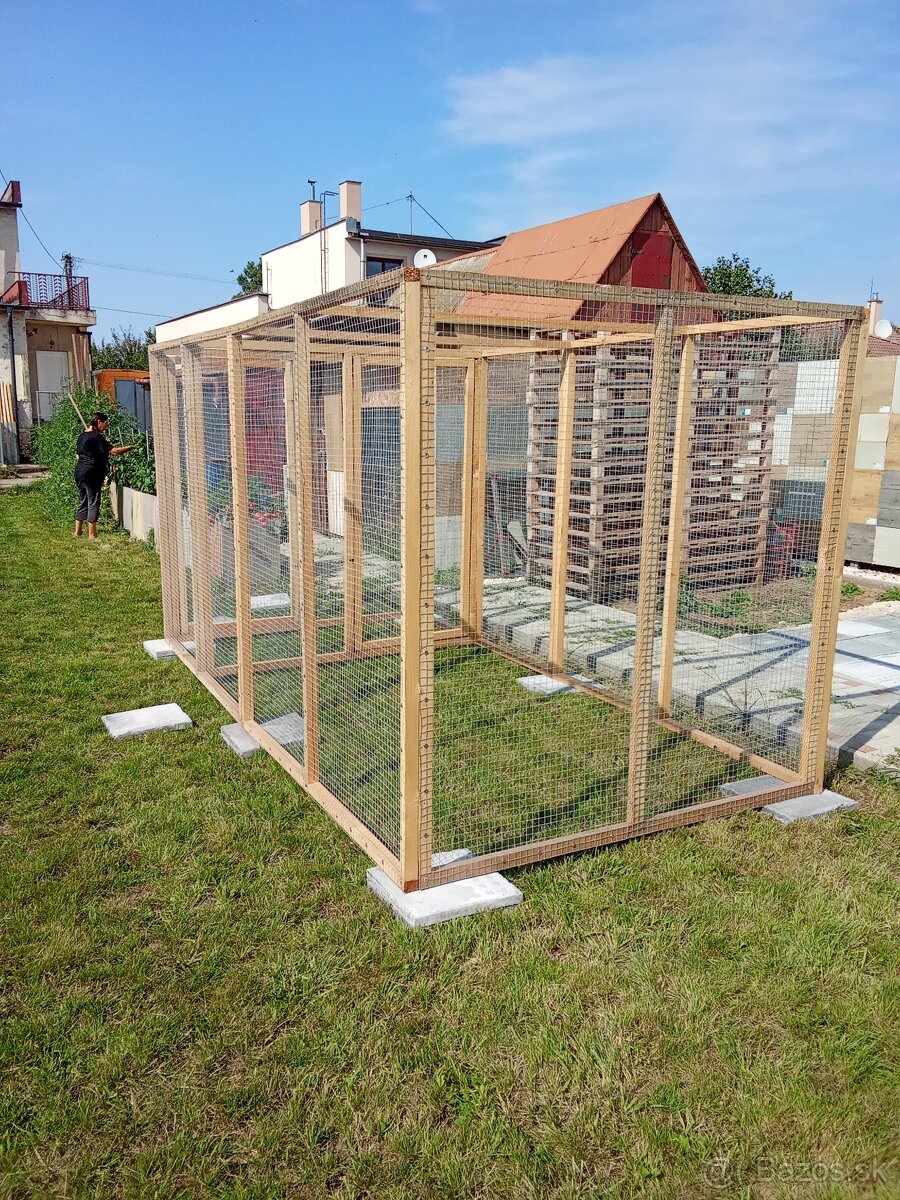 Predám veľkú priestrannú volieru - 3