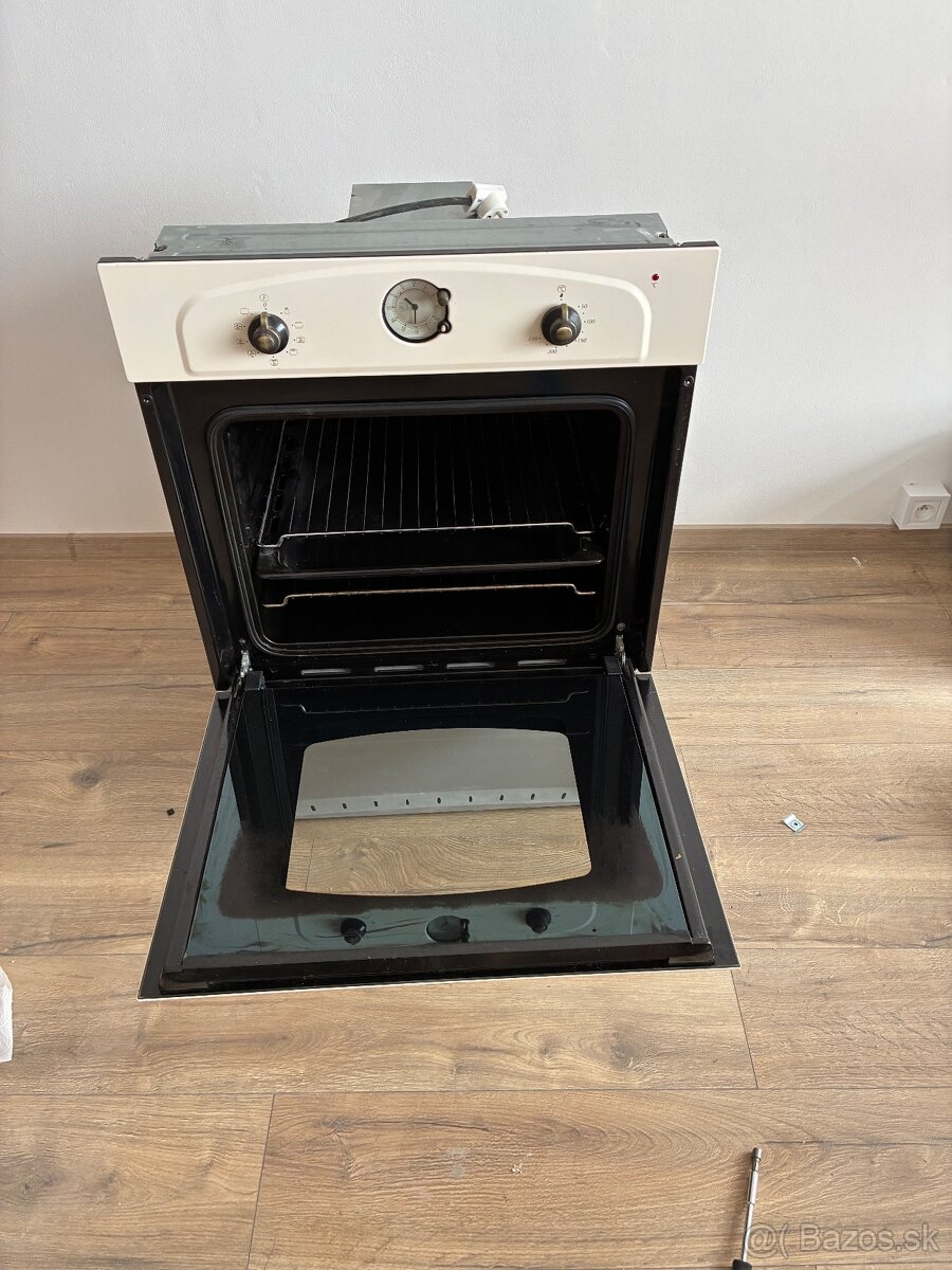 Elektricka rúra Whirpool - 3