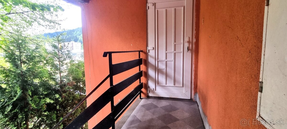 Prenájom 2-podlažný RD so záhradou, Krompachy,ul.SNP - 3