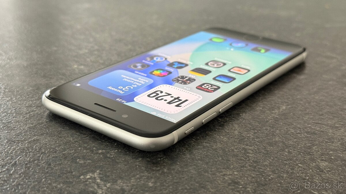 iPhone SE 128GB 2nd gen - 3