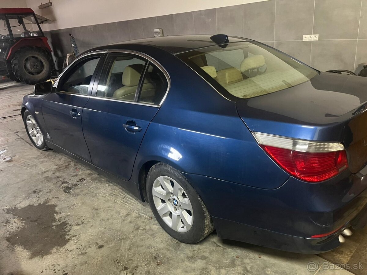 Rozpredám bmw e60 530d - 3