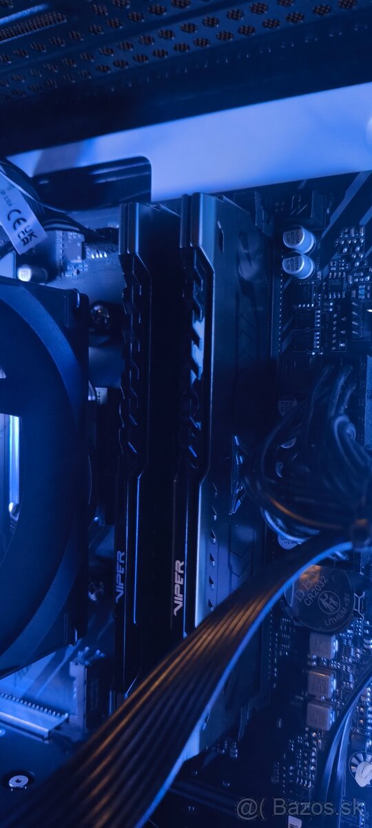 Predám veľmi málo používaný počítač - 3