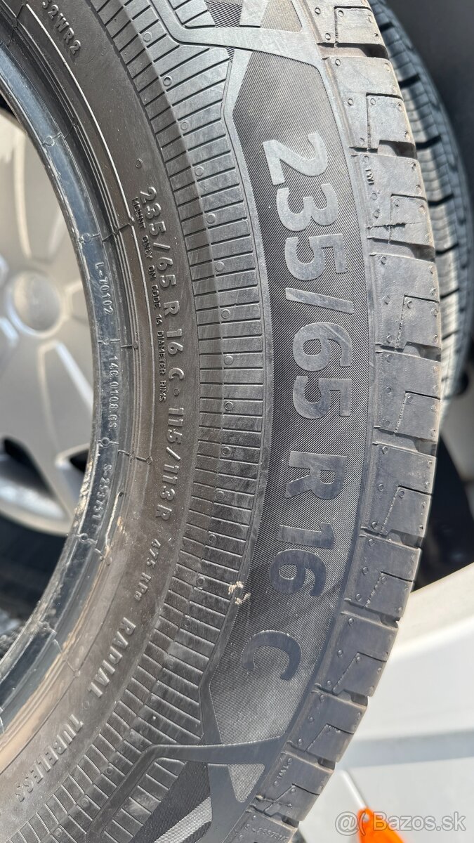 Continental VanContact Eco 235/65 R16 - 3