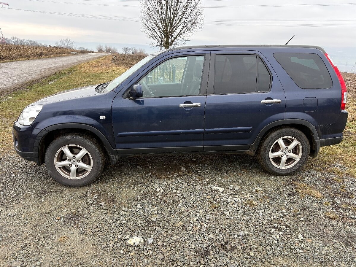 Predám Hondu CR-V 2,2 CDTI - 3