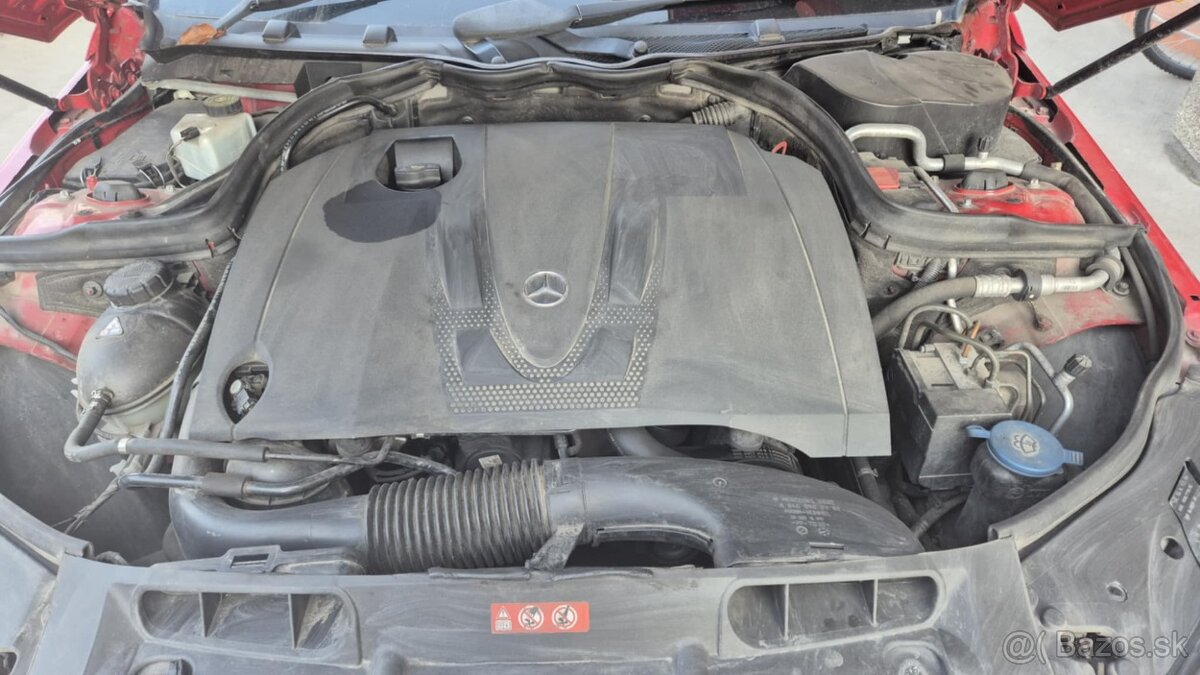 Mercedes C200 Elegance W204 2,2CDI100kw kód:64681 - 3