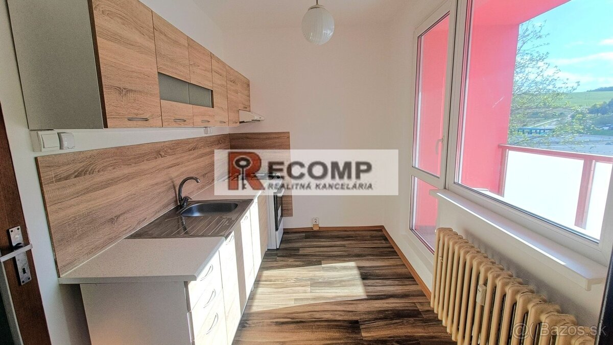 Na predaj 3-izbový byt s balkónom v tichej lokalite Kežmarku - 3