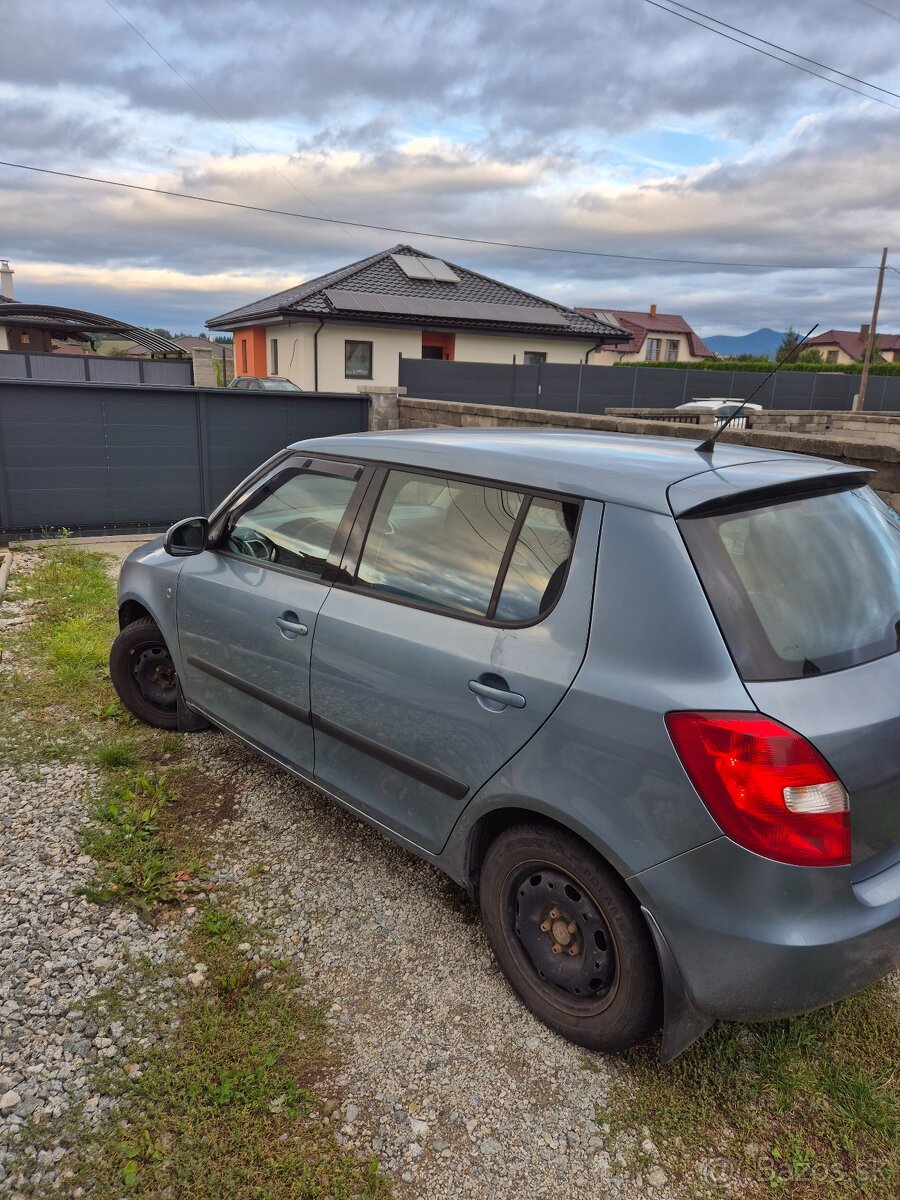 Predam Škoda Fabia2 1,2 51kw lpg - 3