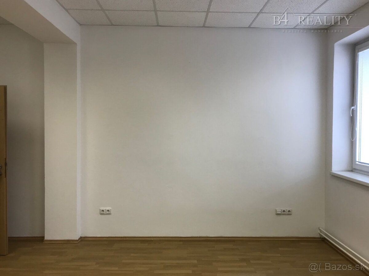 Kancelária na prenájom, 25 m2, Trenčín, ul. Gen. M.R.Štefáni - 3