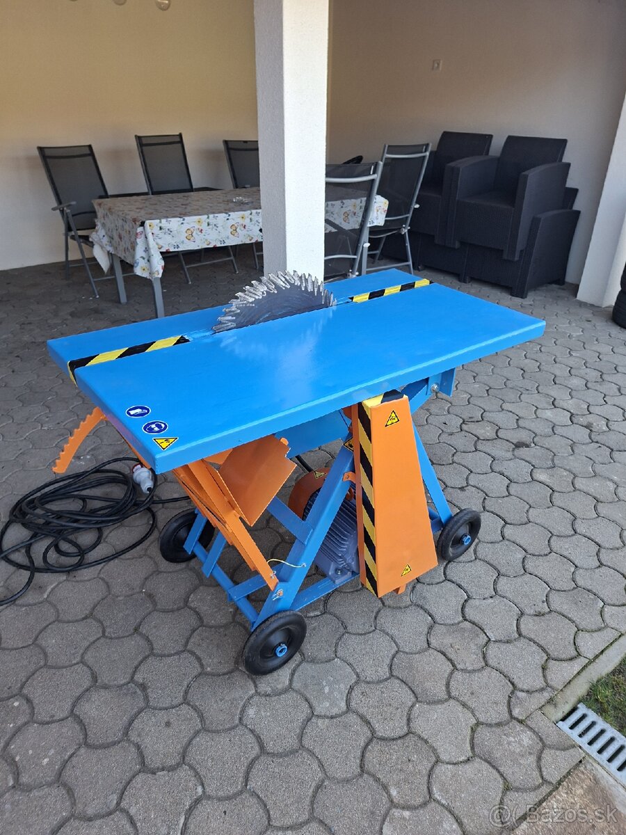 cirkular s košom a stolom - 3