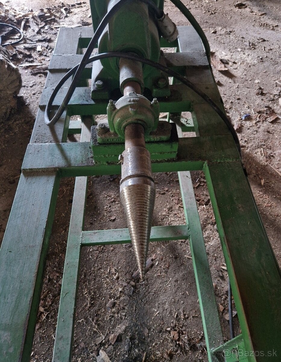 Predám štiepačku na drevo - 3