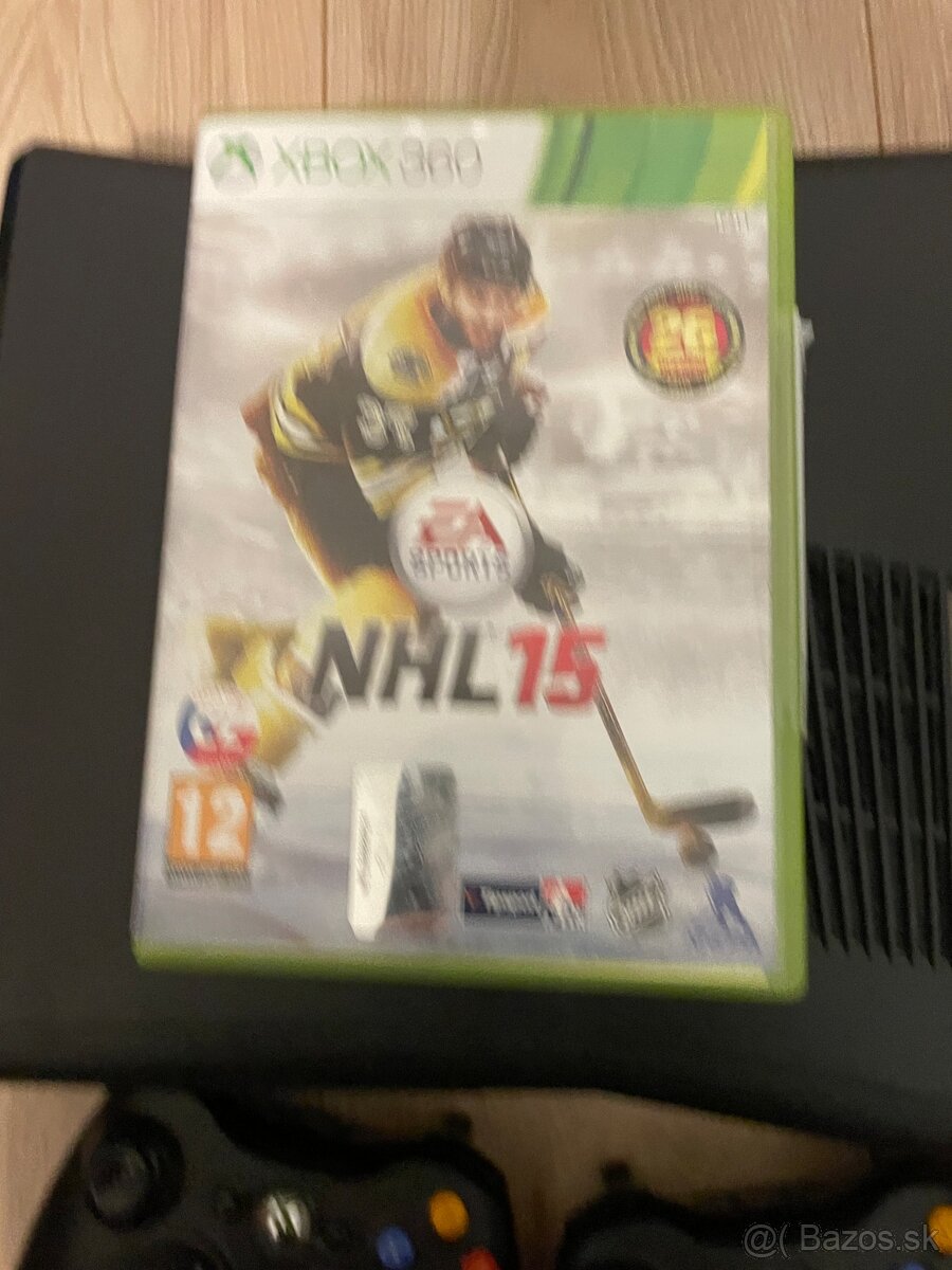 Xbox 360 + hry + 2 ovládače - 3