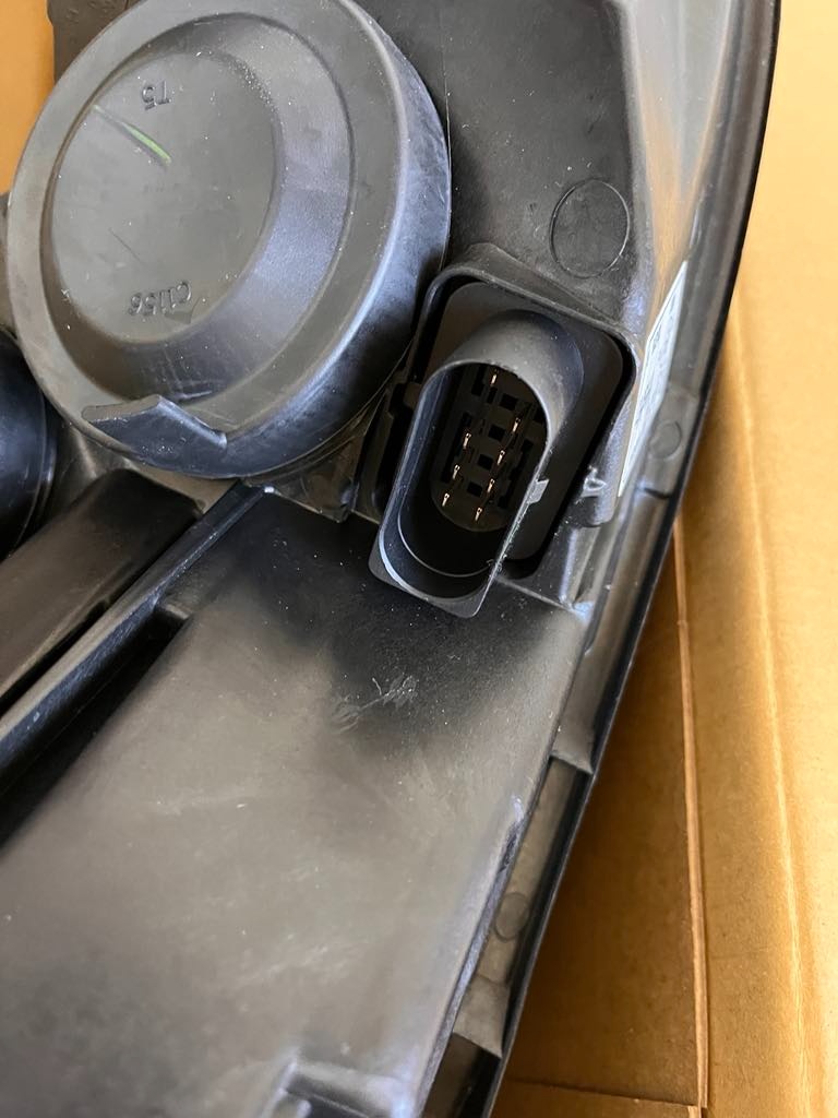 Predné svetlá na Volkswagen Golf 7 - 3