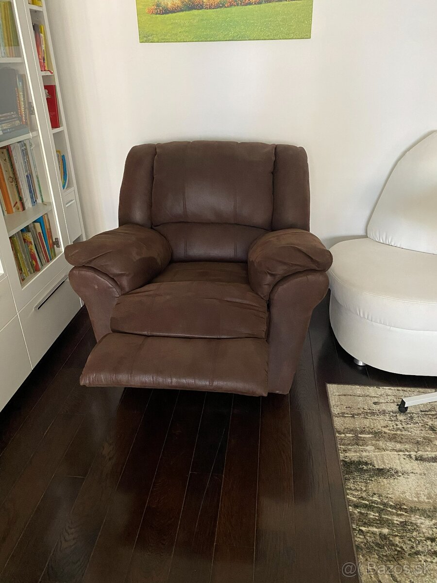 kožené polohovacie kreslo - 3